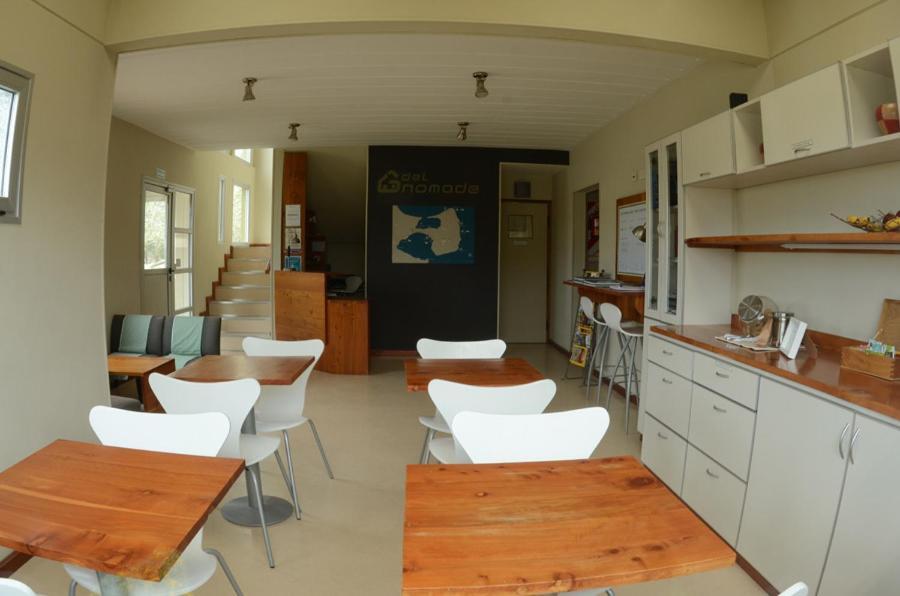 Del Nomade Hosteria Ecologica Puerto Pirámides Dış mekan fotoğraf